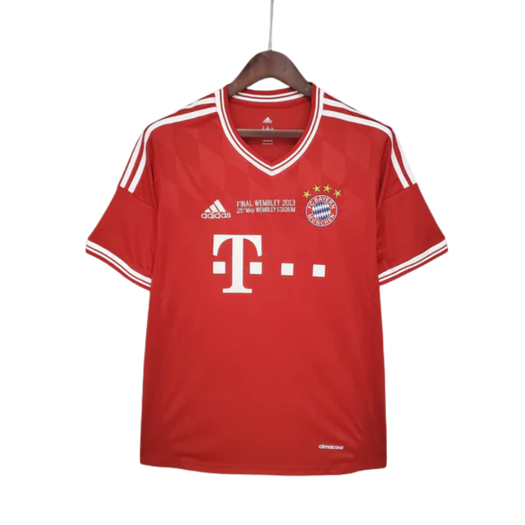Camisa Retrô Bayern de Munique 2013/14 Home Champions League Edition